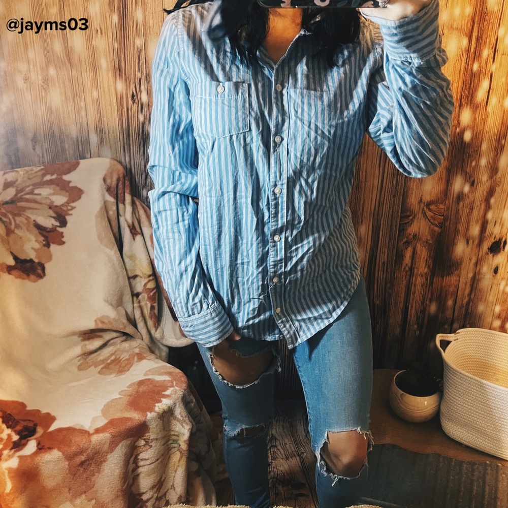 Blue and white stripped flannel